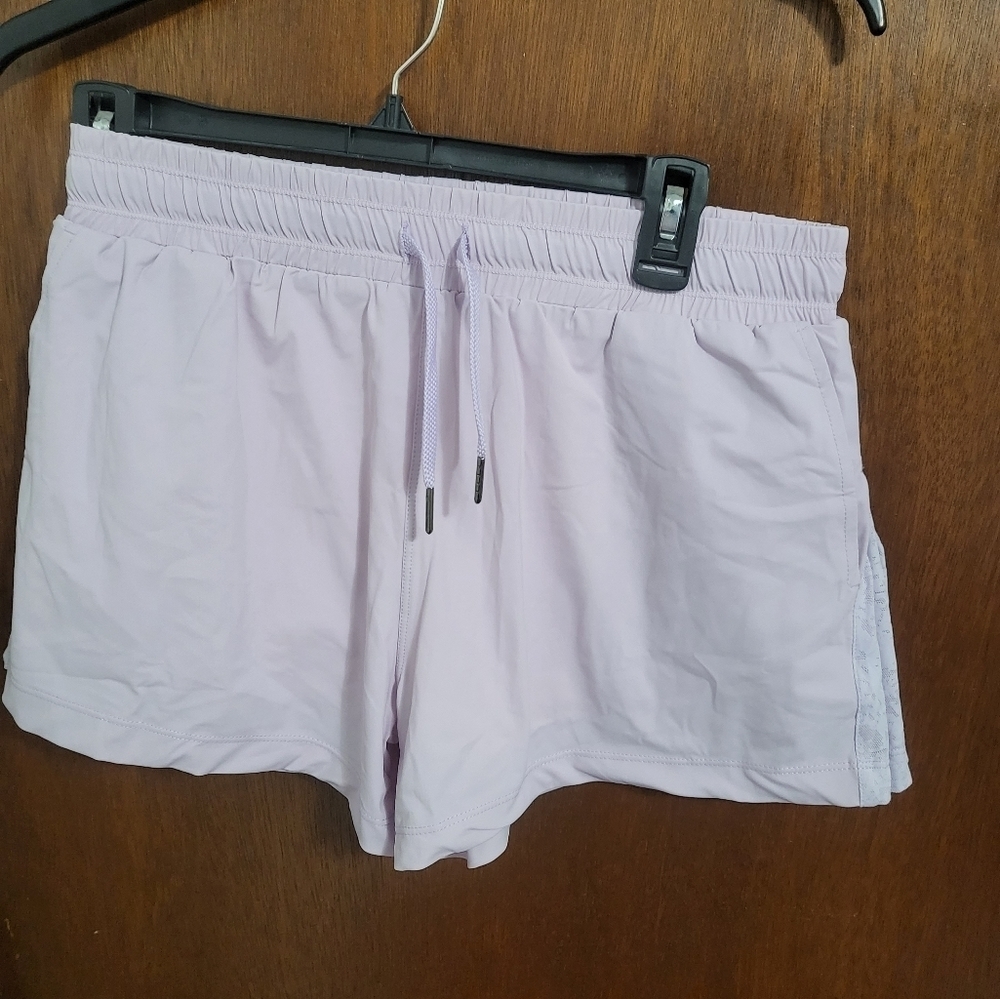 Halara 2 in 1 lilac shorts size medium nwot